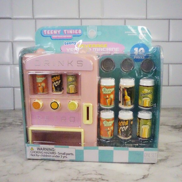 Drinks Vending Machine Mini Play Set - Picture 8 of 10
